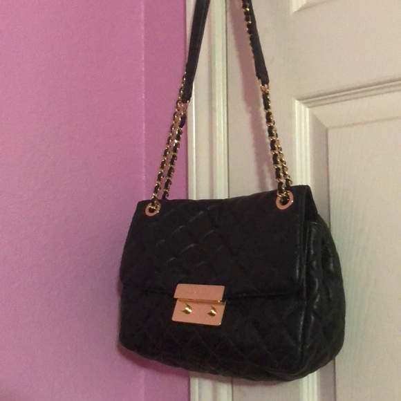 Michael Kors Handbags - Michael kors bags leather!